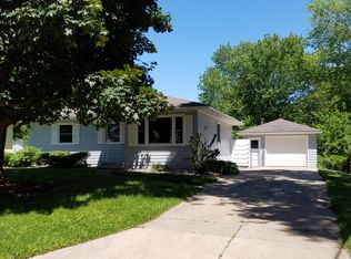 1245 Deloris Dr, Waterloo, IA 50701