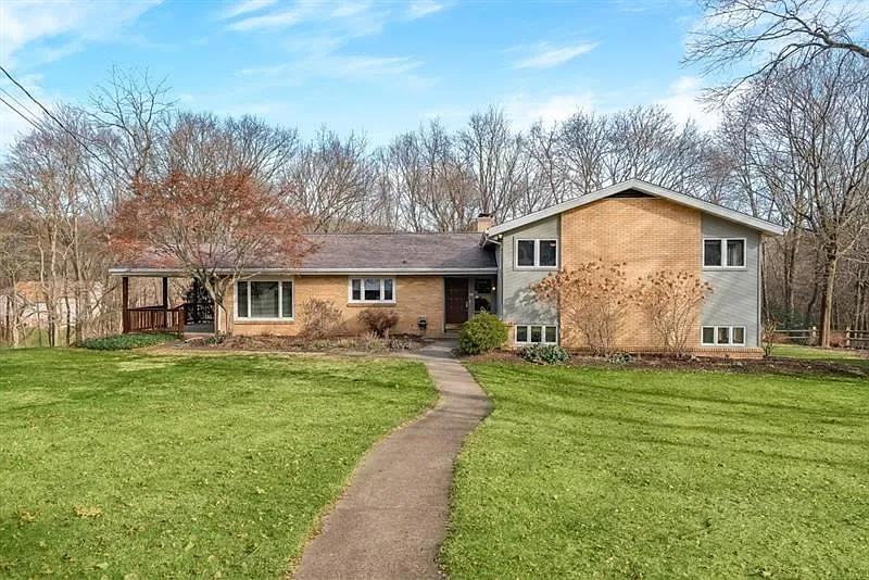 421 Bellaire Rd photo 1
