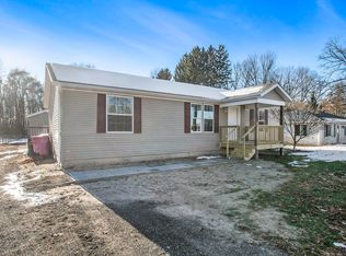 69330 Elkhart Rd, Edwardsburg, MI 49112