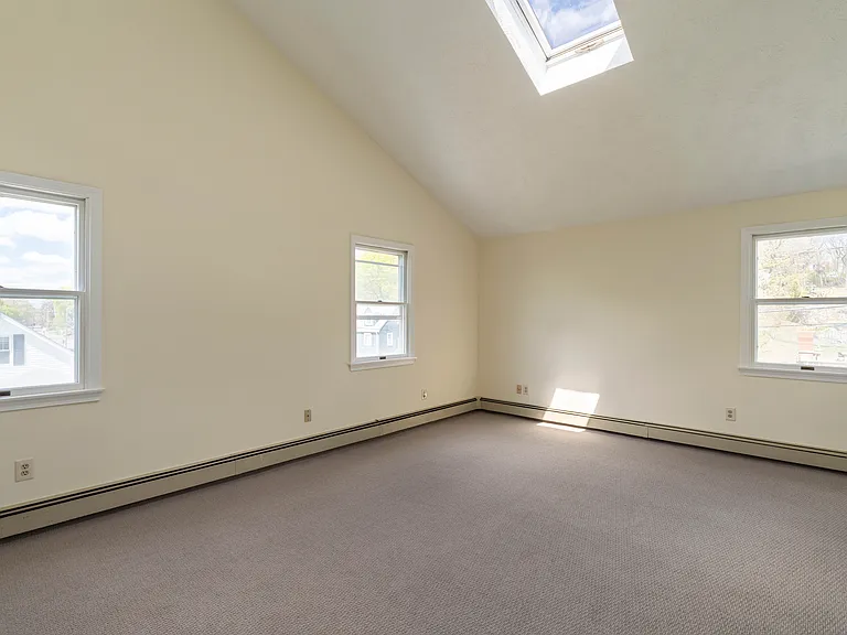 99 Garfield Ave #1 — Photo 19