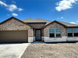 3617 Sahar Lake Dr, Robstown, TX 78380