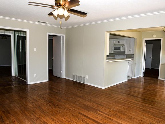 5th image of 3549 Asbury Ave