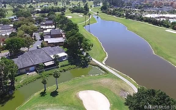 4th image of 18800 W Lake Dr