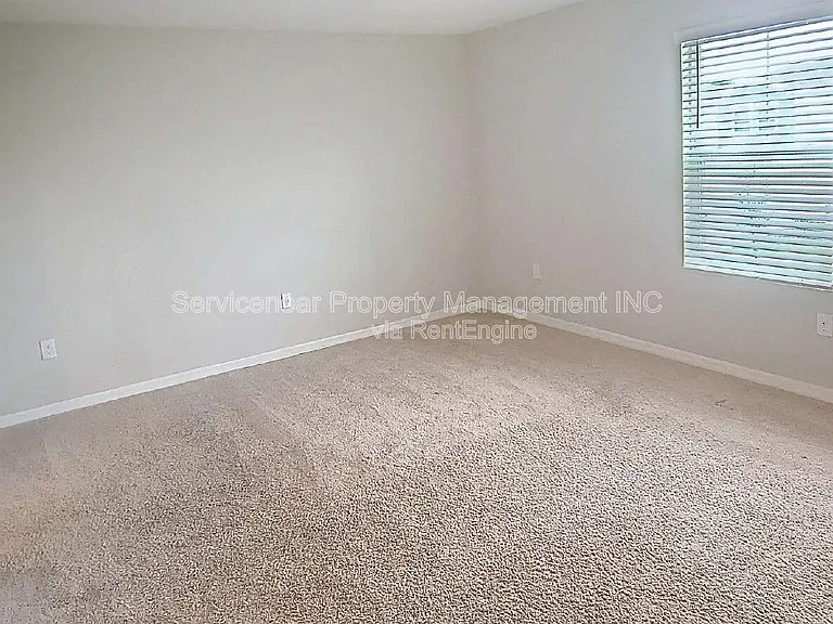 12937 Camarillo Pl — Photo 15