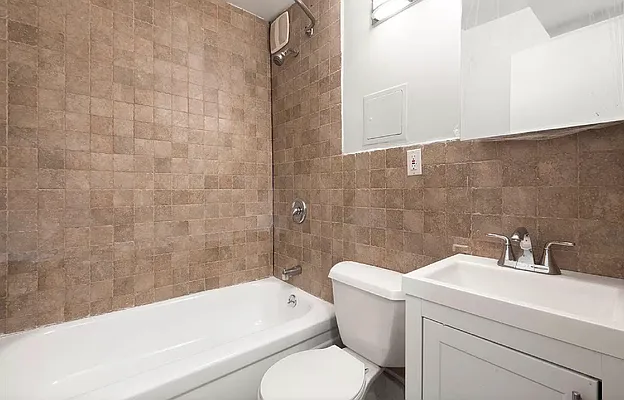 Rented by Living New York | media 8