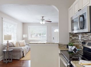 3717R 40th St N, Saint Petersburg, FL 33713