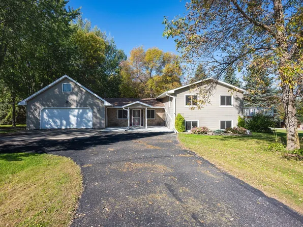 8263 Little Mary Cir SW, Alexandria, MN 56308
