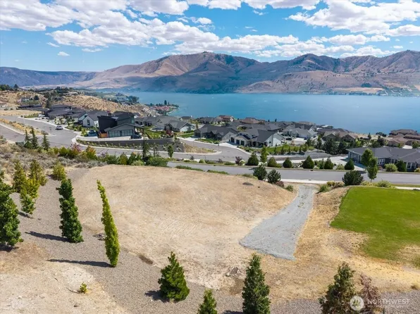 38 Madrona Lane, Chelan, WA 98816
