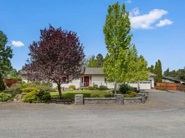 1776 NE Pheasant Ln, Bend, OR 97701