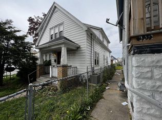 1983 S 12th St, Milwaukee, WI 53204