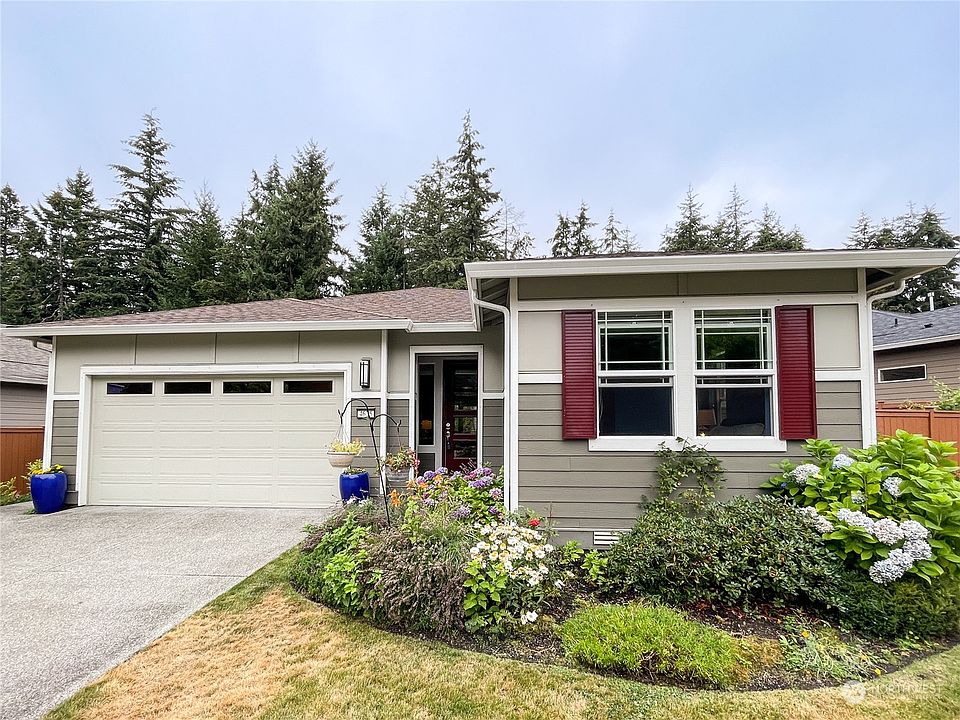1st image of 4625 Meriwood Drive NE