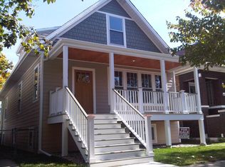 1527 Elmwood Ave, Berwyn, IL 60402
