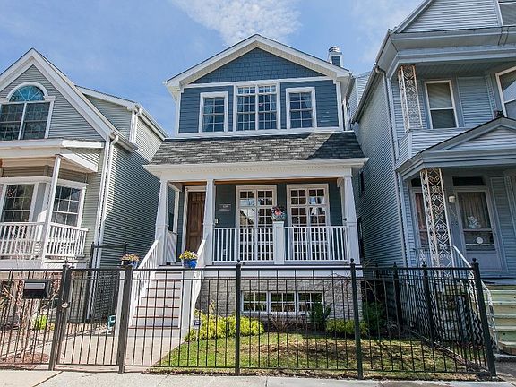 3rd image of 3339 S Claremont Ave