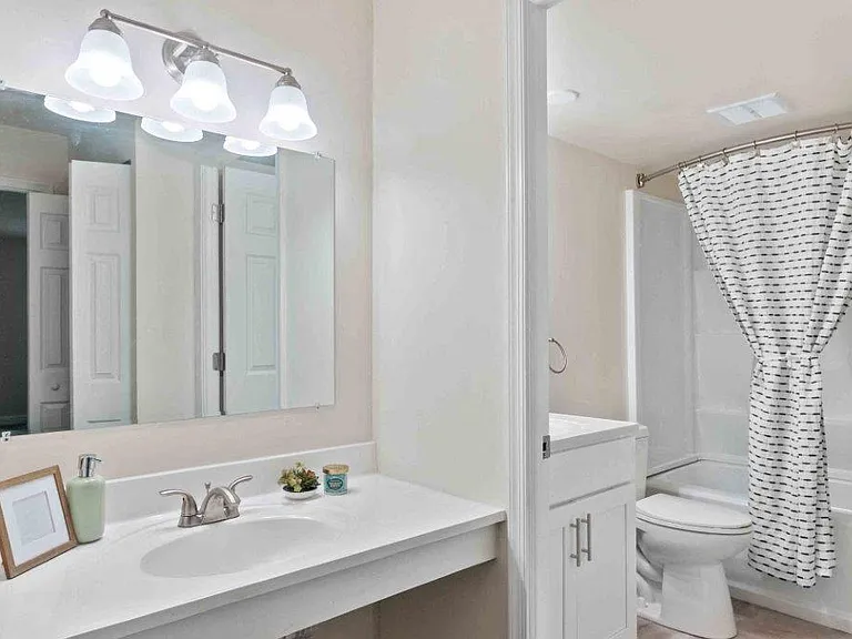 Timberlake Apartment Homes — Photo 7