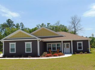 63 Carousel Cir, Crawfordville, FL 32327