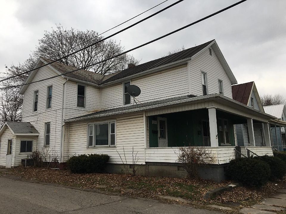 1st image of 119 W Mary St