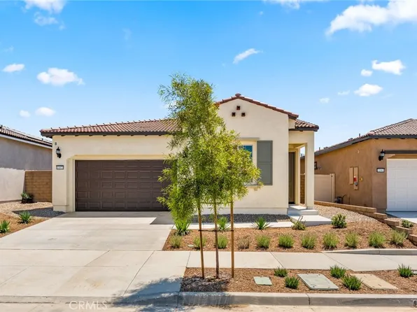 11973 Hillsong Dr, Corona, CA 92883