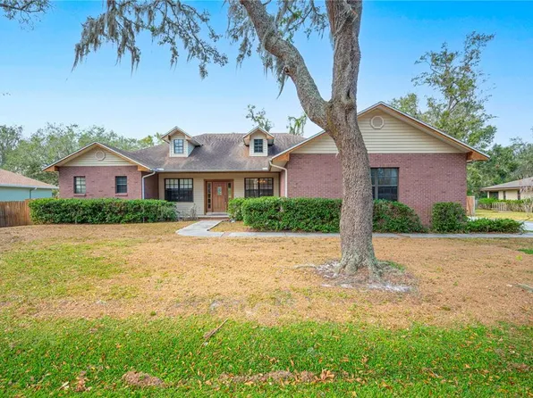 5767 Deer Flag Dr, Lakeland, FL 33811