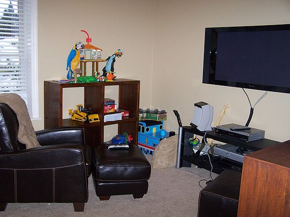 4th Bdr/ Family Room