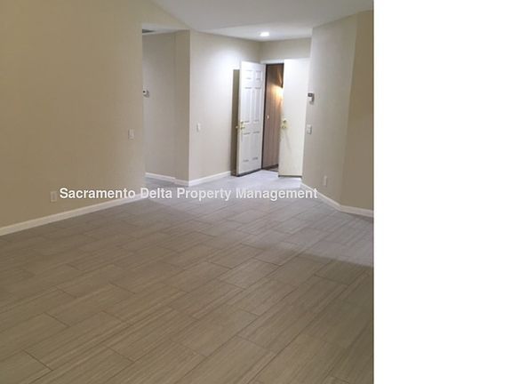 5th image of 8000 Brightside Ct
