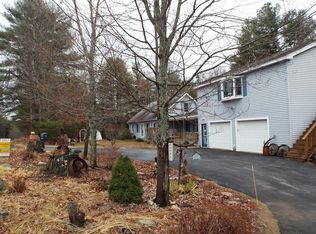 376 Hubbardston Rd, Barre, MA 01005