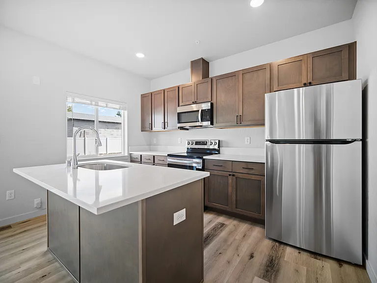 Valleyway Apartments — Photo 15