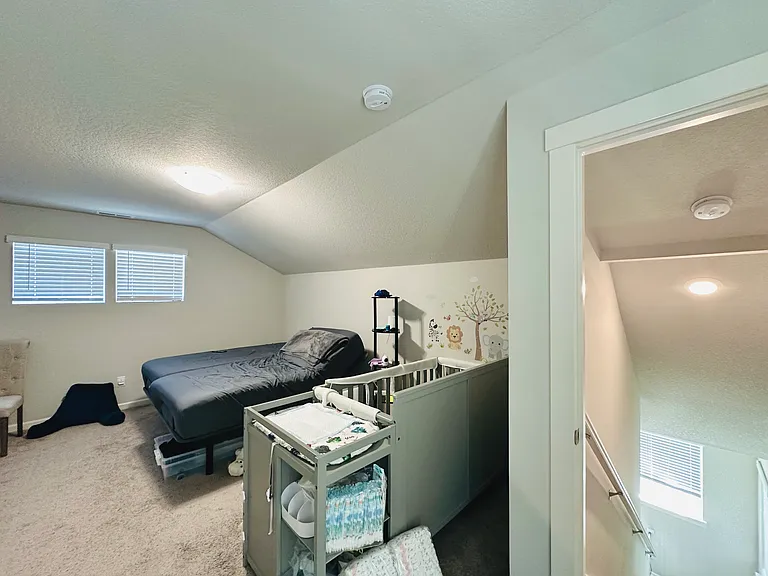 8201 SE Crabapple St — Photo 13