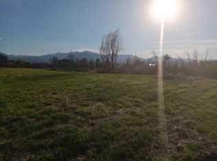 285 W Glenwood Rd, Medford, OR 97501