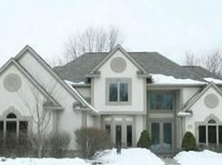8572 Button Bush Ln, Westerville, OH 43082