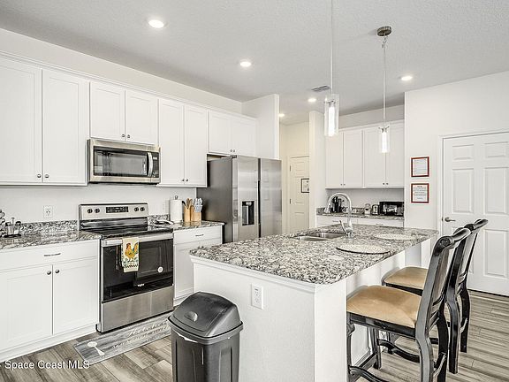 2nd image of 410 Old Rd SW