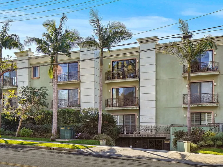 16000 W Sunset Blvd #Penthouse 302 — Photo 2