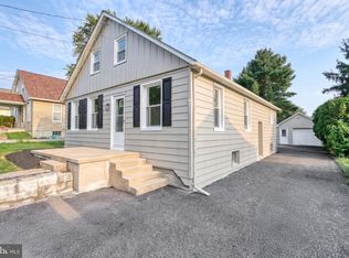 16 E Tolna Rd, Shrewsbury, PA 17361