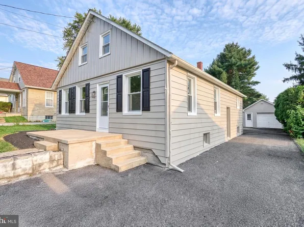 16 E Tolna Rd, Shrewsbury, PA 17361