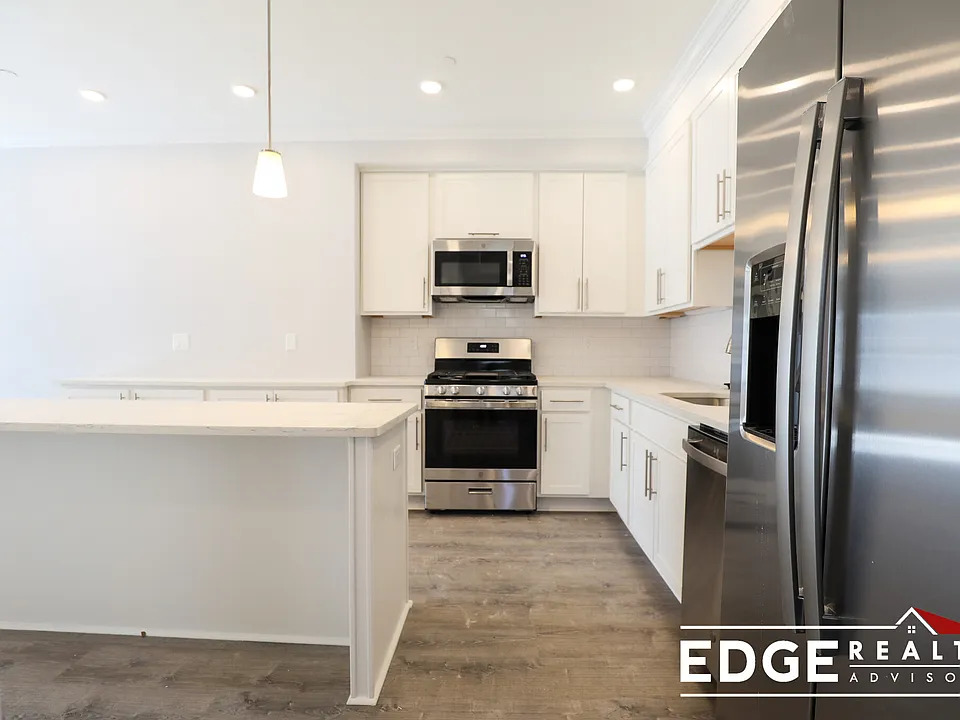 120 Kenrick St #5A
