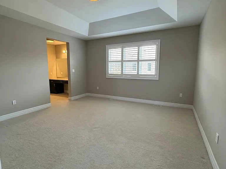 222 N Park Blvd — Photo 20