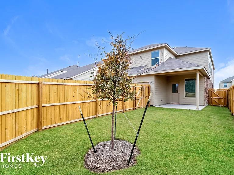 10113 Elkhorn Dr — Photo 15