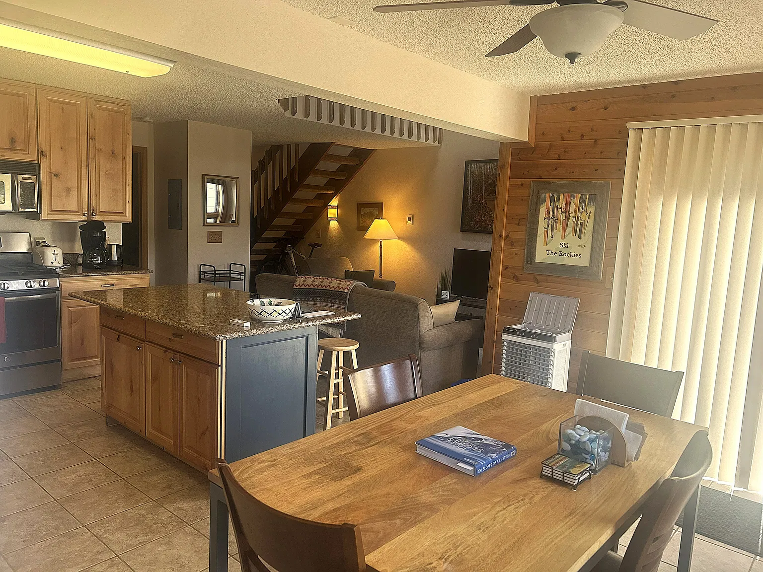 3 bed, $1,800 — Photo 3