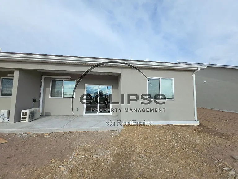 503 Washington Ave — Photo 16