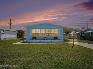 823 Vireo Dr, Barefoot Bay, FL 32976