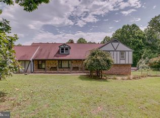 7721 Churchill Ct, Marshall, VA 20115