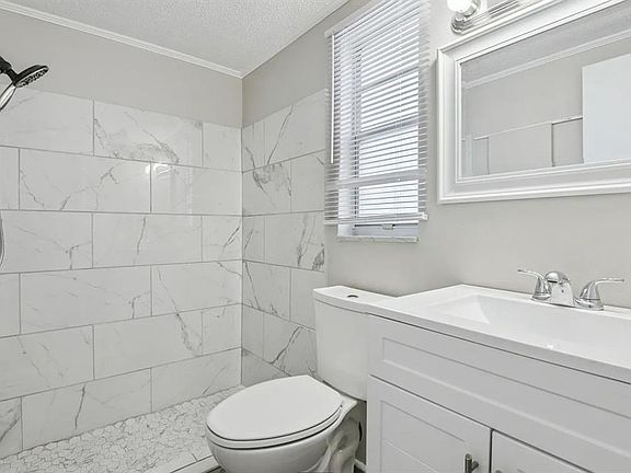 4th image of 1018 OSPREY COURT