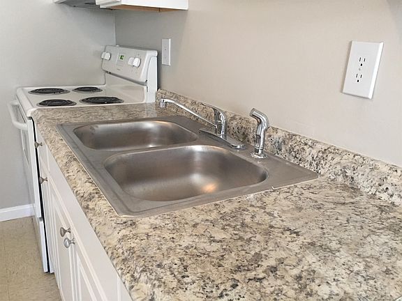 2nd image of 20 Koehler Ave APT 1