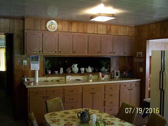 3rd image of 14 Main St