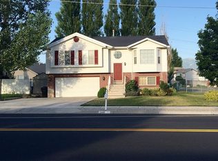 2445 S Main St, Clearfield, UT 84015