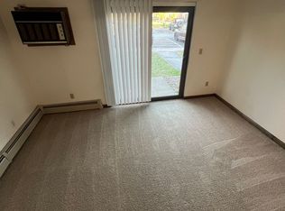 13 Hummingbird Dr #5-15A, Merrimack, NH 03054