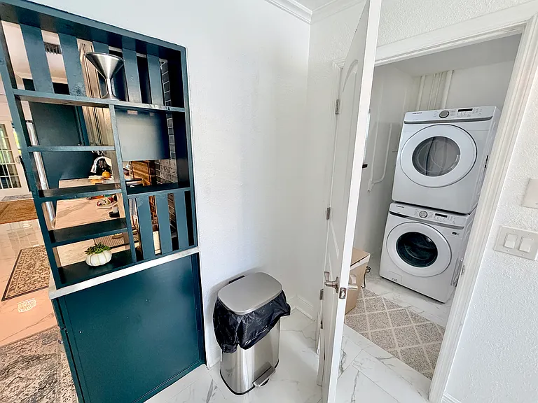2702 McGregor Blvd — Photo 10