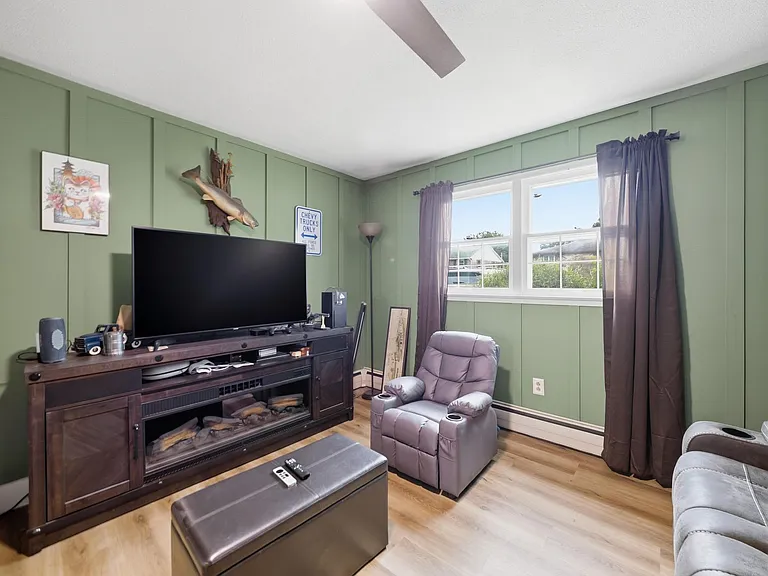 173 Colonial Dr #A — Photo 19