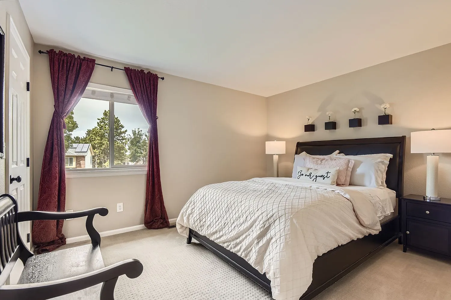 5 bed, 4229 sqft, $4,400 — Photo 2