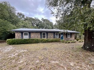 136 Alice Dr, Defuniak Springs, FL 32435