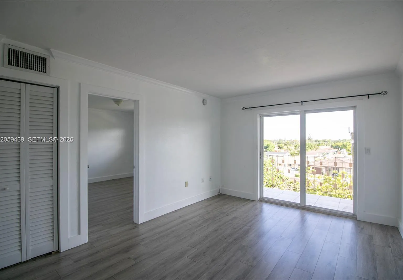 Garden Vista Condo — Photo 2